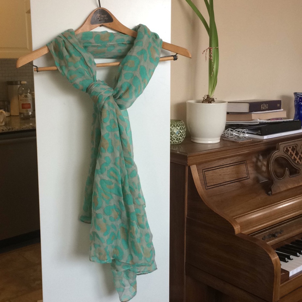 Leopard Scarf